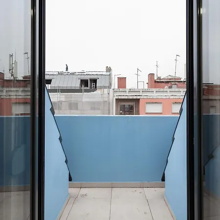 우니베르수 호만티쿠 3*