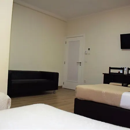 우니베르수 호만티쿠 3* 리스본