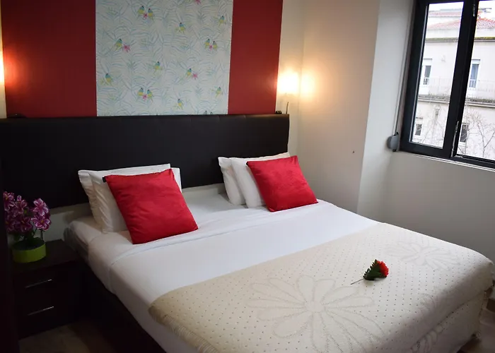 Universo Romantico Pensión 3*