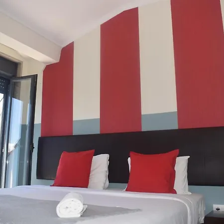 Guest house Universo Romantico 3*