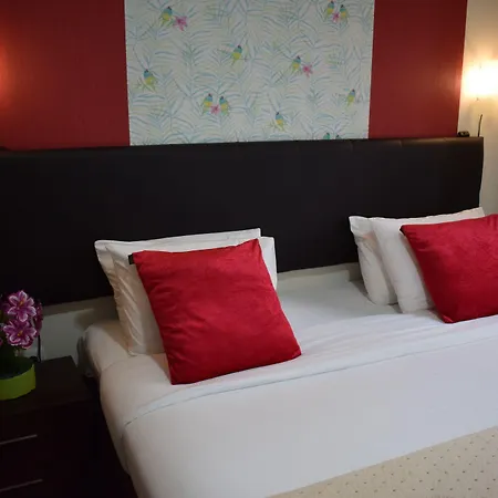 Universo Romantico Konukevi 3*