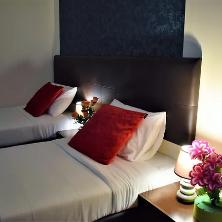 Universo Romantico Konukevi 3*