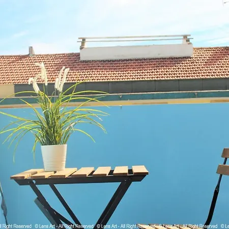 Universo Romantico Konukevi