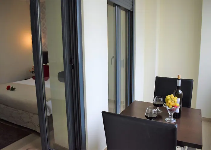 ضيافة يونيفيرسو رومانتيكو 3*