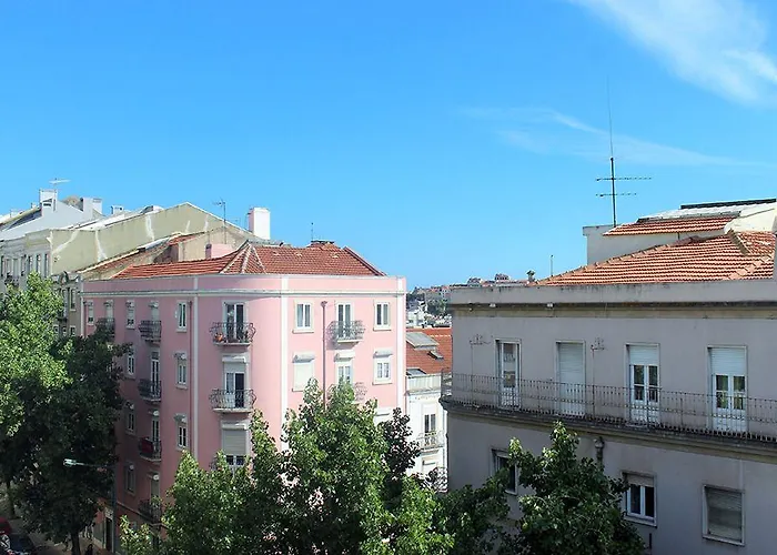 ضيافة يونيفيرسو رومانتيكو 3* Lisboa