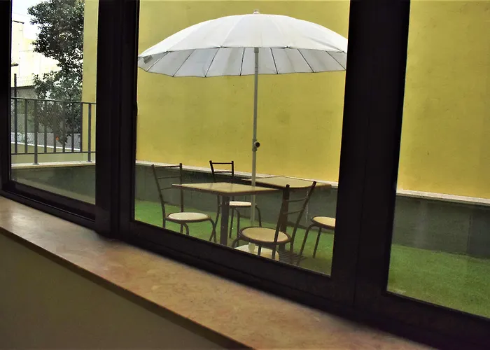 ضيافة يونيفيرسو رومانتيكو 3* Lisboa